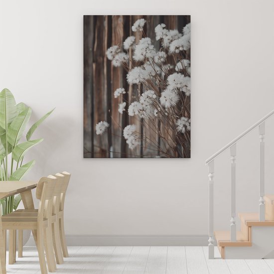Tableau Artaza Fleurs Witte devant une clôture en bois - 90x120 - Décoration murale - Photo sur toile - Impression sur toile
