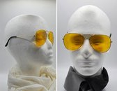 Nachtsicht brille pilot / Lunettes de nuit pilote / Unisex nachtbril voor het rijden in de nacht / 011761 / Night vision glasses / gele lenzen / for men, women driving on rainy days / cadeau / goudkleurig met zwarte brillenkoker / Aland optiek