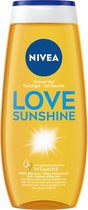 NIVEA Love Sunshine Douchegel – Met Aloe Vera en Vitamines C en D - Voordeelverpakking 6 x 250 ml - Duurzaam product