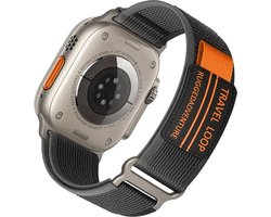 Stravo Trail Loop Sport bandje Zwart/Grijs – Geschikt voor Apple Watch 46mm (Series 10/11), 45mm (Series 7/8/9), 44mm (Series 4/5/6, SE 1/2/3), 49mm (Ultra 1/2/3) – Zachte nylon Zachte nylon Horlogebandje met klittenbandje