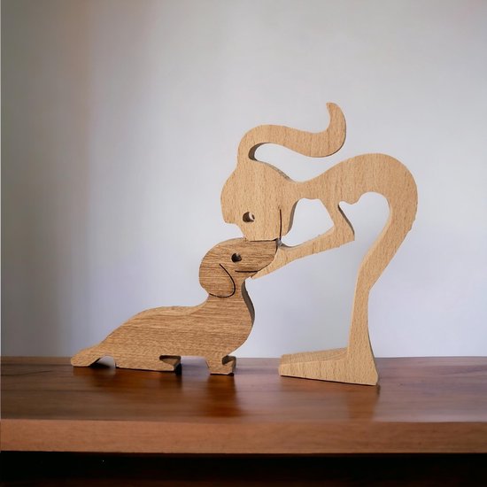 Houten beeldje - Natuurlijk hout - Beeld - Decoratief - Hout - Vrouw - Hond – B04