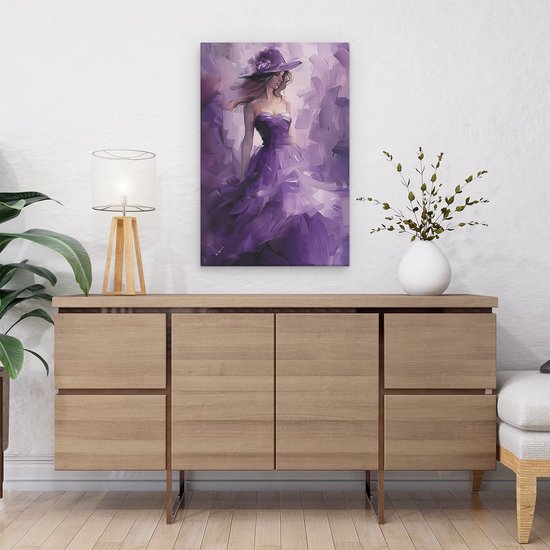 Artaza Tableau sur toile Femme dans une robe violette avec un chapeau - 40x60 - Décoration murale - Photo sur toile - Impression sur toile