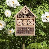 Design insectenhotel met natuurlijke materiaal - Voor bijen, lieveheersbeestjes en vlinders - Om op te hangen 7D x 24.5W x 33H centimetres