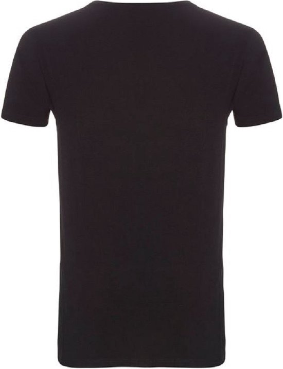 Zwarte t-shirt met ronde hals, achterkant zichtbaar.