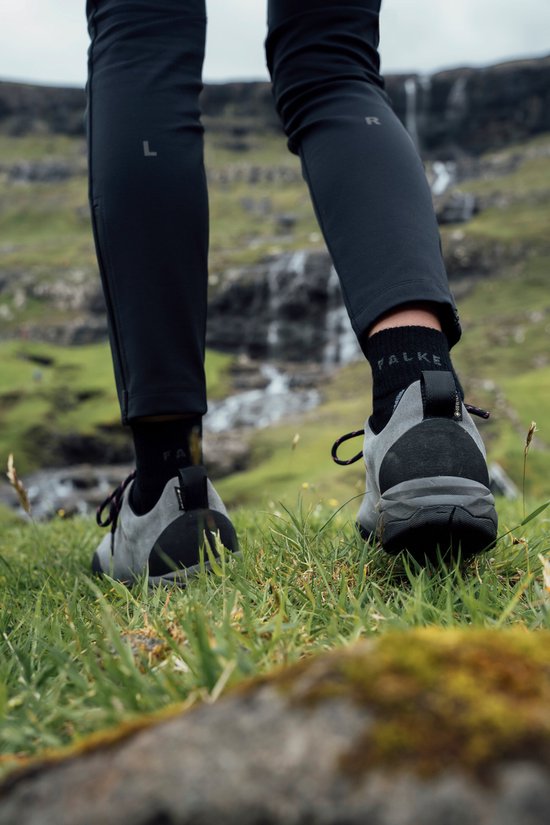Chaussettes de randonnée FALKE TK5 courtes pour femmes - Asphalt Melange - Taille 39/40