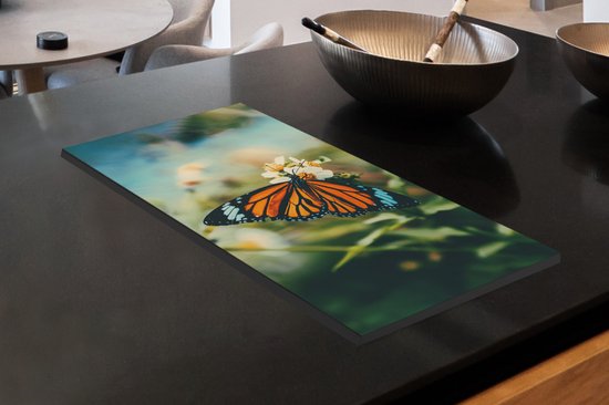 KitchenYeah® Inductie beschermer 30x52 cm - Vlinder - Bloemen - Tuin - Kookplaataccessoires - Afdekplaat voor kookplaat - Inductiebeschermer - Inductiemat - Inductieplaat mat