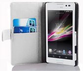 Cadorabo Hoesje geschikt voor Sony Xperia C in POLAR WIT - Beschermhoes van glad imitatieleer en kaartvakje Book Case Cover Etui
