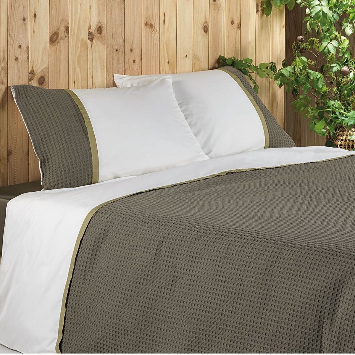 Dommelin Dekbedovertrek Bari 260x200/220, Kleur: Leem/Brons