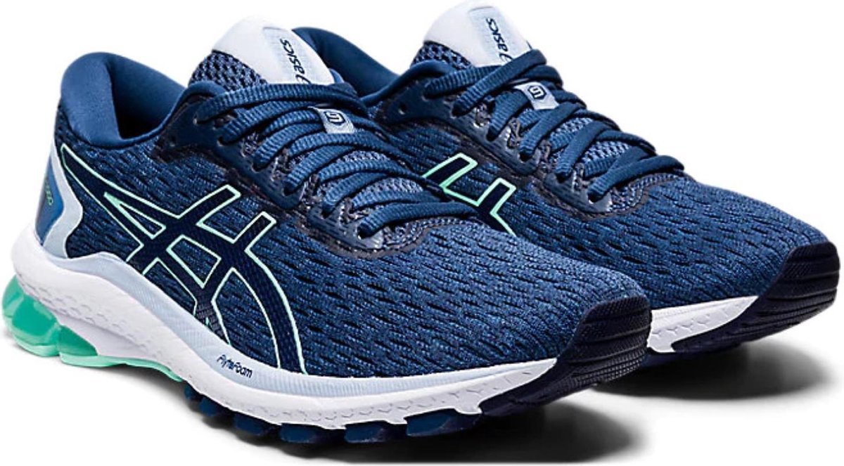 Asics chausse grand ou petit cheap