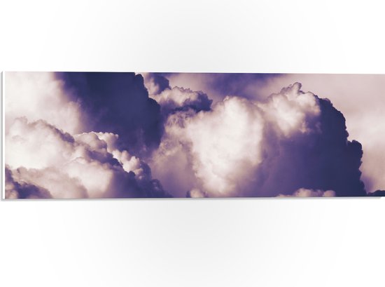 PVC Schuimplaat - Contouren in Paarskleurige Wolken - 60x20 cm Foto op PVC Schuimplaat (Met Ophangsysteem)
