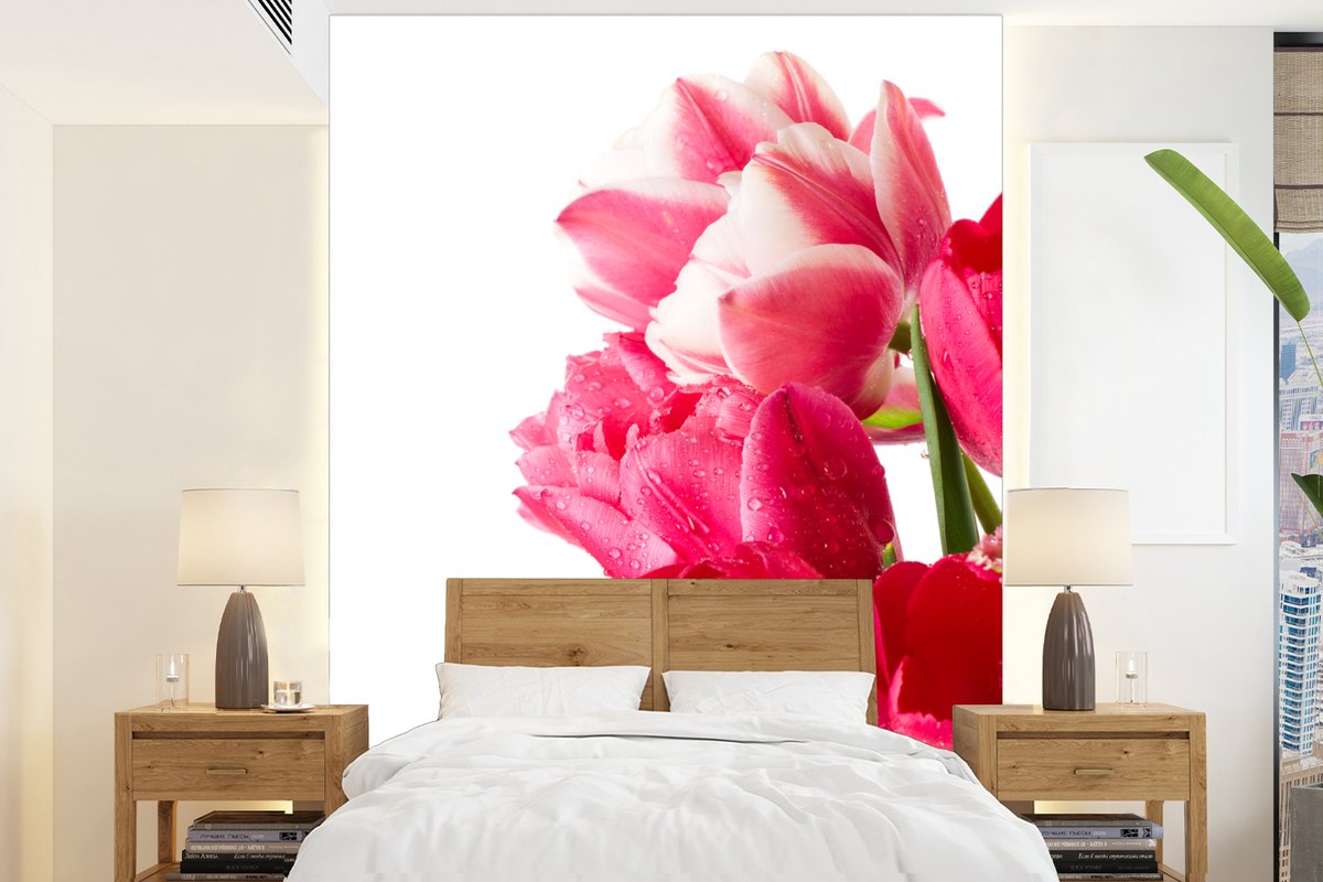 Behang - Fotobehang Roze tulpen - Breedte 205 cm x hoogte 280 cm