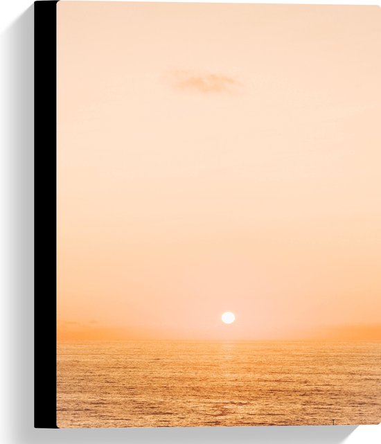 WallClassics - Canvas - Mistige Zonsondergang boven Zee - 30x40 cm Foto op Canvas Schilderij (Wanddecoratie op Canvas)