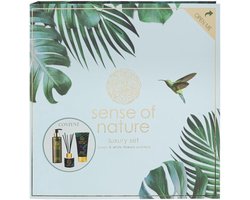 Sense Of Nature Beautypakket - Geschenkset - Badschuim / Bodylotion / Geurstokjes - 3 Delig - Cadeau - Valentine - Valentijnsdag - valentijn cadeautje - tip - Giftbox - Verjaardag - Moederdag