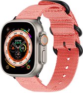 iMoshion Bandje Geschikt voor Apple Watch Bandje Series 1 / 2 / 3 / 4 / 5 / 6 / 7 / 8 / 9 / SE / Ultra (2) - 42 / 44 / 45 / 49 mm - iMoshion Nylon band - Roze