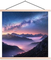 Posterhanger incl. Poster 40x40 cm - Schoolplaat - Bergen - Sterrenhemel - Mist - Textielposter - Blanke latten