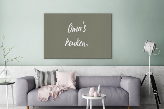 Canvas schilderij 140x90 cm - Wanddecoratie Quotes - Spreuken - Oma - Oma's keuken - Keuken - Muurdecoratie woonkamer - Slaapkamer decoratie - Kamer accessoires - Schilderijen