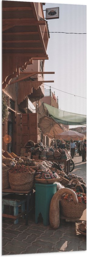 WallClassics - Vlag - Markt in Marrakesh - Marokko - 50x150 cm Foto op Polyester Vlag