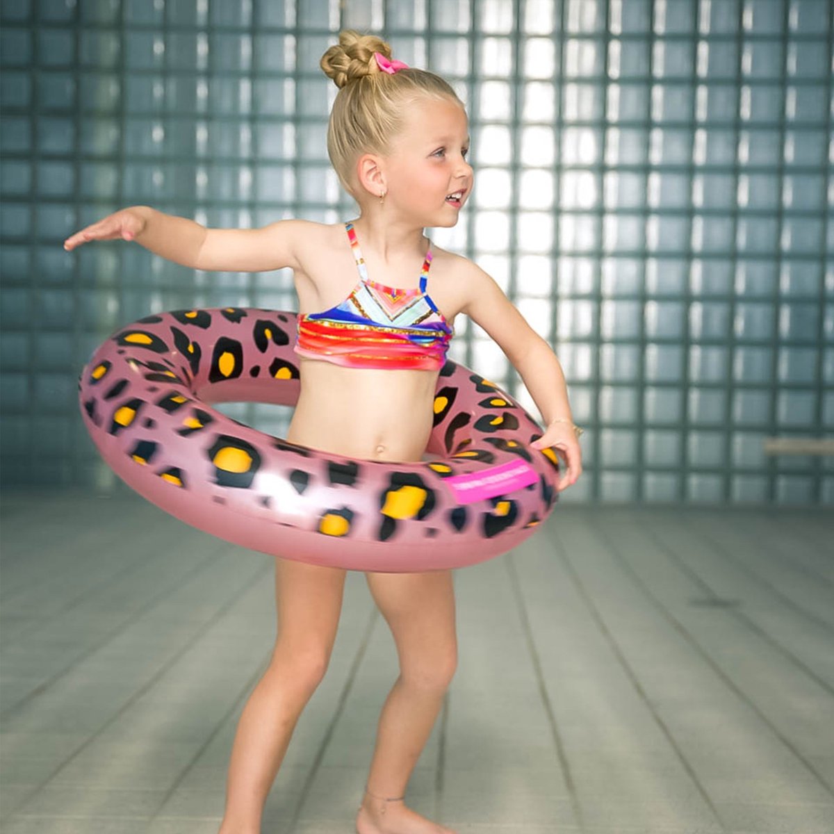 Swim Essentials Zwemring Panterprint Rose Goud. 70cm