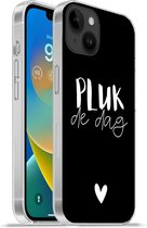 Geschikt voorApple Iphone 14 Plus - Soft case hoesje - Pluk de dag - Quotes - Spreuken - Carpe diem - Siliconen Telefoonhoesje