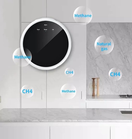 Witte ronde gasdetector op een keukenaanrecht, met bubbels die 'Methane', 'Natural gas' en 'CH4' aanduiden.