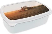 Broodtrommel Wit - Lunchbox - Brooddoos - Trekker - Akker - Boerderij - Boer - Horizon - 18x12x6 cm - Volwassenen
