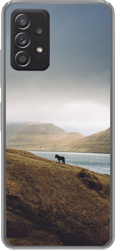 Telefoonhoesje Geschikt voor Samsung galaxy a73 hoesje - Paard - Berg - Landschap - Siliconen Telefoonhoesje