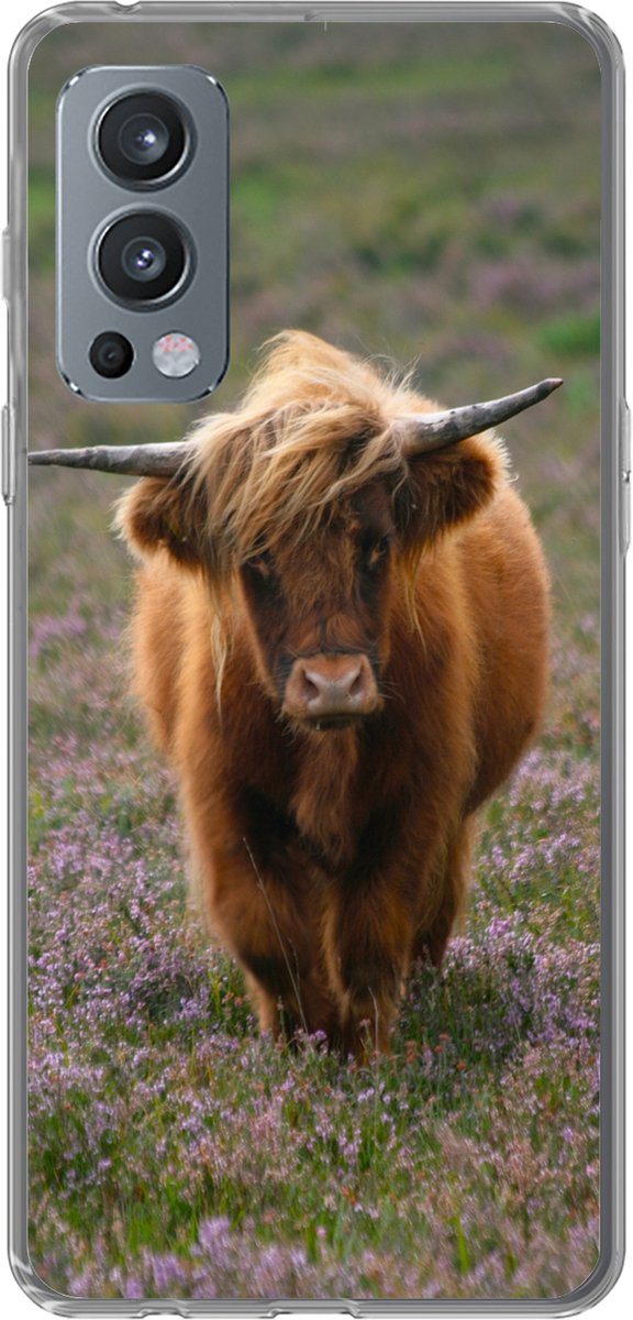 Telefoonhoesje Geschikt voor OnePlus Nord 2 5G hoesje - Schotse Hooglander - Heide - Dieren - Siliconen Telefoonhoesje Telefoonhoesje