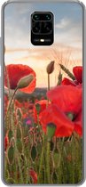 Geschikt voor Xiaomi Redmi Note 10 Lite hoesje - Zonsondergang achter de mooie Klaprozen - Siliconen Telefoonhoesje
