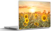 Laptop sticker - 17.3 inch - Zonnebloem - Zon - Bloemen - 40x30cm - Laptopstickers - Laptop skin - Cover