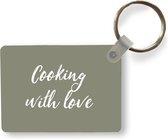Porte-clés - Citations - Cuisiner avec amour - Proverbes - Amour - Cuisine - Cadeaux à distribuer - Plastique