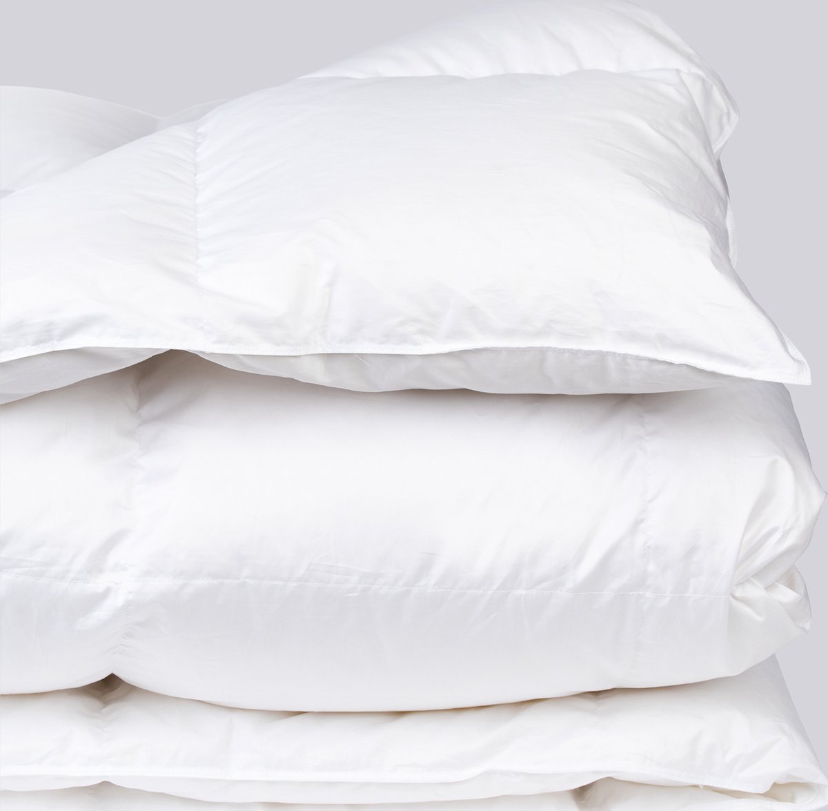 Nordic Paradise- Premium Luxe Donzen Dekbed - 100% Pure Eendendons - Hoog Volume - 200x200 cm - Extra Warm - Winter