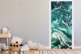 Deurposter 80x205 cm - Deursticker Oceaan - Water - Zee - Luxe - Groen - Turquoise - Meubelfolie zelfklevend - Deurfolie woonkamer - Interieurfolie fotobehang - Deur plakfolie - Deurstickers - Deurbehang sticker - Kamer decoratie