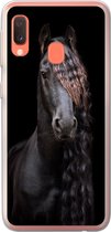 Geschikt voor Samsung Galaxy A20e hoesje - Paarden - Fries - Manen - Zwart - Dieren - Siliconen Telefoonhoesje