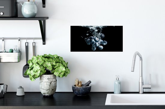 Muurstickers - Sticker Folie - Blauwe bessen - Fruit - bes - Stilleven - Water - Zwart - 40x20 cm - Plakfolie - Muurstickers Kinderkamer - Zelfklevend Behang - Zelfklevend behangpapier - Stickerfolie