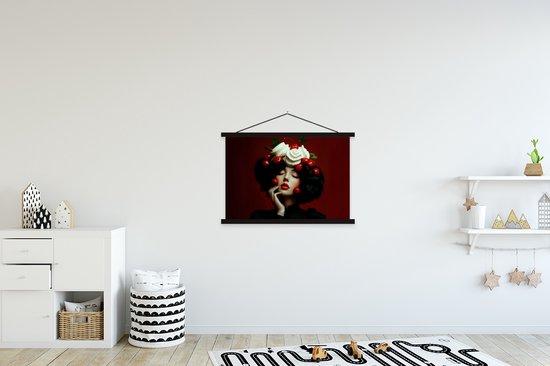 Posterhanger incl. Poster 90x60 cm - Schoolplaat - Vrouw - Kersen - Slagroom - Textielposter - Zwarte latten