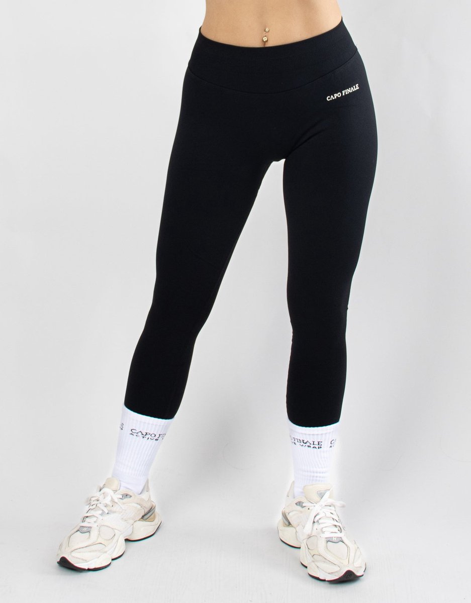 Divinity Seamless Legging | CAPO FINALE - Legging | M | Kleur Black | Sportkleding | Activewear | Gymkleding | Fitnesskleding | Sportoutfit | Fitness | Hardlopen | Crossfit | Yoga | Pilates | Krachttraining