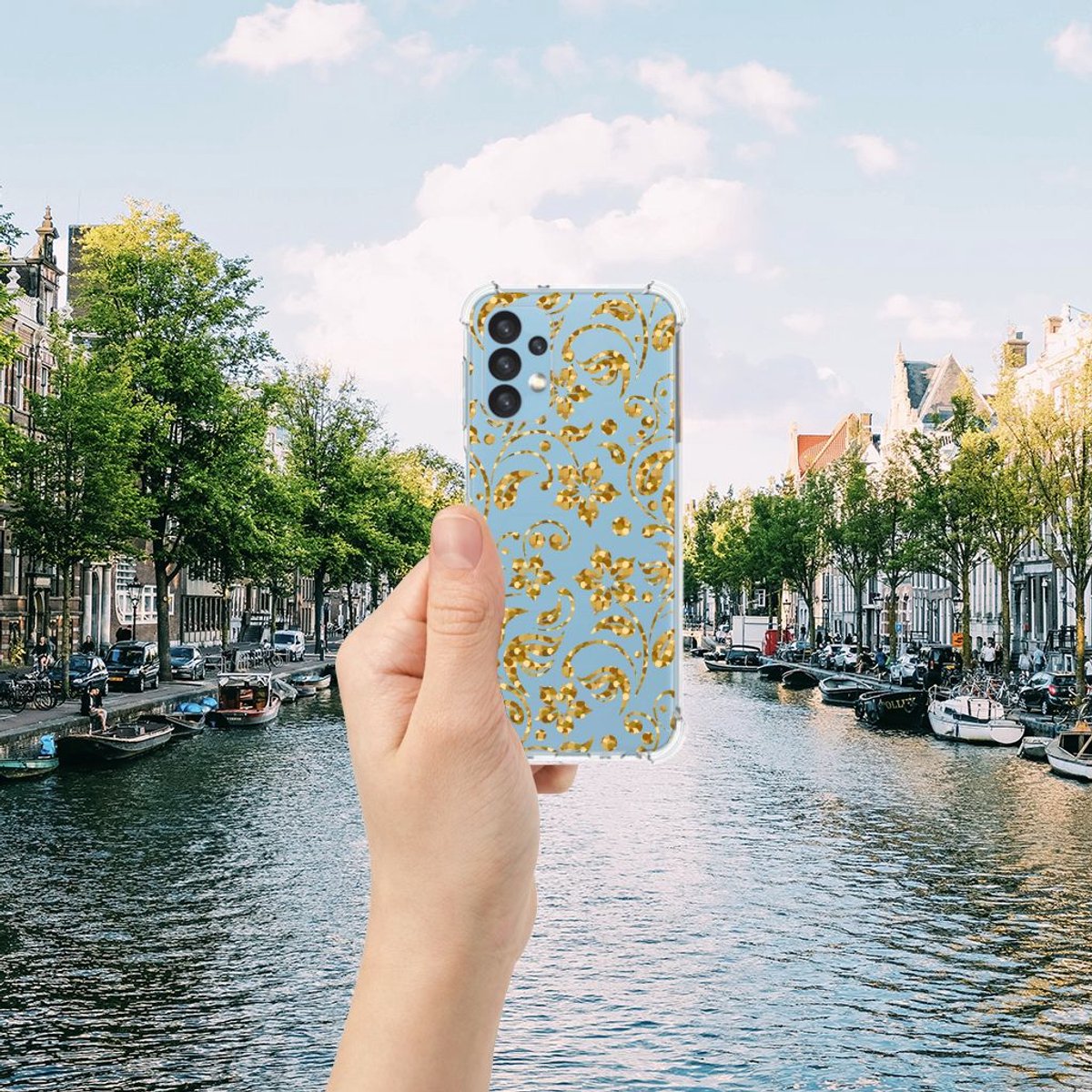 Samsung Galaxy A13 (4G) Case Gouden Bloemen