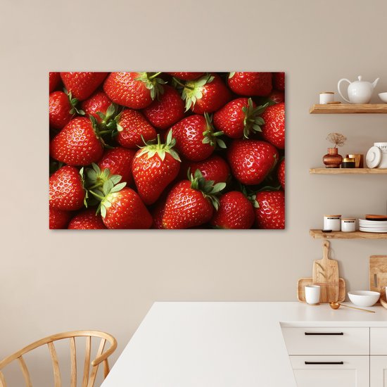 Canvas schilderij 120x80 cm - Exclusieve wanddecoratie Aardbei - Fruit - Rood - Muurdecoratie woonkamer - Slaapkamer decoratie - Kamer accessoires - Schilderijen op canvas