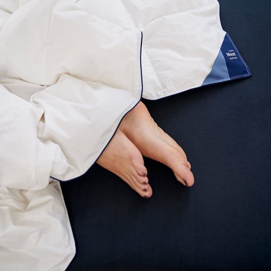 Super kingsize zomerdekbed 260 x 220 cm, 4,5 tog lichtgewicht dekloos