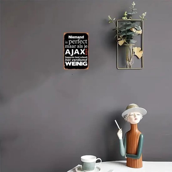 Décoration murale AJAX - Personne n'est parfait - Supporter de Ajax - Panneau Mancave en métal - Amsterdam - Pub - Bar - Café - Panneau Ajax - Mancave - Panneau en métal Ajax - Extérieur et intérieur - 20 cm x 30 cm