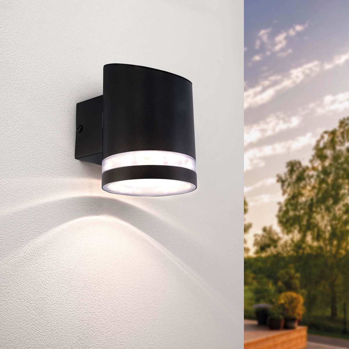 Levion Wandlamp Elara IP44 3000K Zwarte Lamp Solar tuinverlichting LED Buitenlamp Sfeerlamp