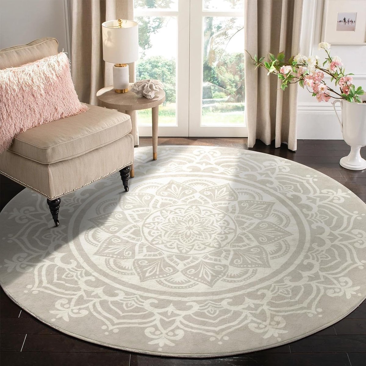 Zachte en Fluffy Ronde Vloerkleed met Bohemian Mandala Ontwerp voor Stijlvolle Interieur