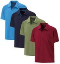 Vier poloshirts met korte mouwen in lichtblauw, marineblauw, groen en bordeauxrood.