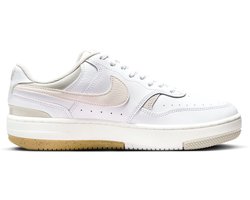 Nike Gamma Force Sneakers Dames