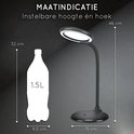 Dimensions de la lampe loupe Wilberg noire : hauteur 46cm, base 15cm, à côté d'une bouteille de 1.5L de 32cm.