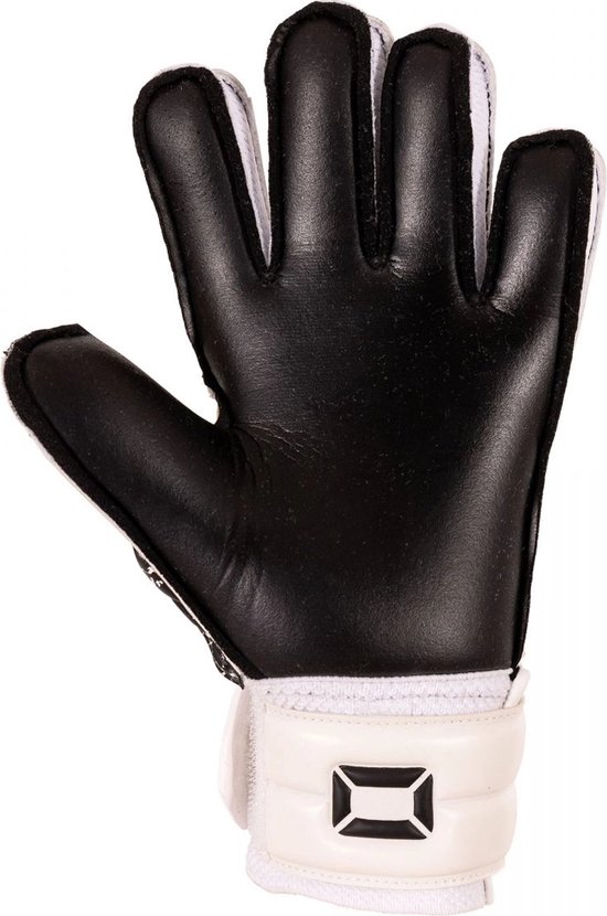 Zwarte keepershandschoen, witte voering, witte klittenbandsluiting. Zwarte handpalm.
