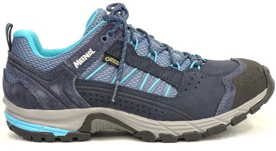 Donkerblauwe lage wandelschoen met turquoise accenten, GORE-TEX logo en veters.