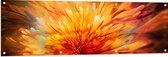 Tuinposter – Kunstwerk van Oranje Met Rode Grote Bloem - 150x50 cm Foto op Tuinposter (wanddecoratie voor buiten en binnen)