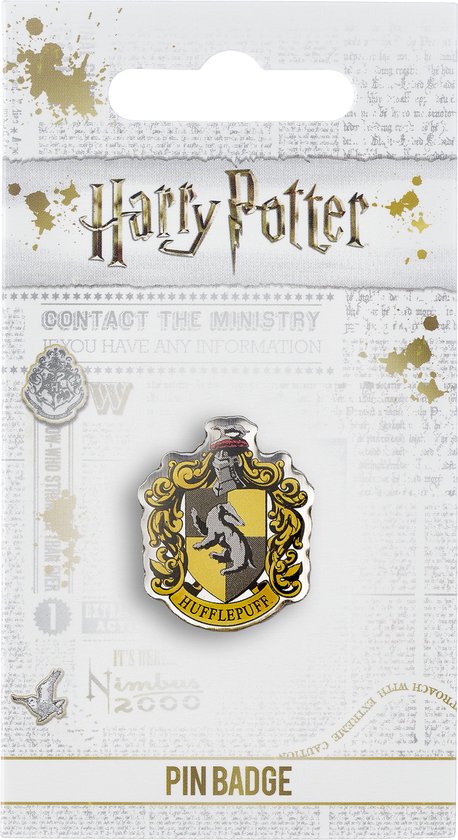 Harry Potter Hufflepuff wapenschild pin op kartonnen verpakking met gouden "Harry Potter" logo en tekst "PIN BADGE".