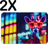 BWK Stevige Placemat - Giraf met Zonnebril in Neon Kleuren - Set van 2 Placemats - 45x30 cm - 1 mm dik Polystyreen - Afneembaar
